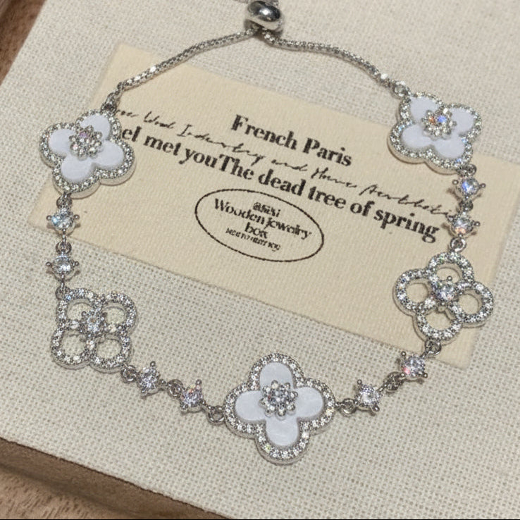 Pearl Essence Clover Bracelet for Women